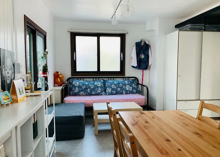 A Friend's House In Seul